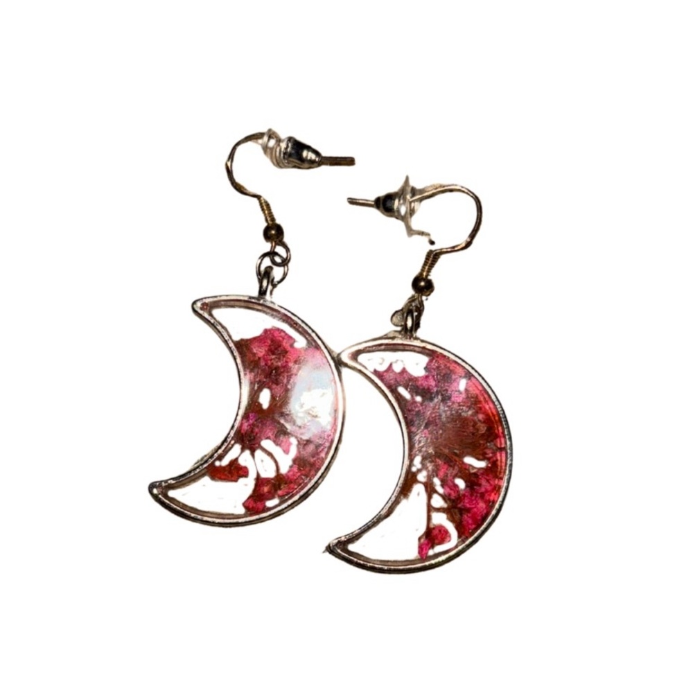 Elegant Crescent Moon Earrings - Red and Silver